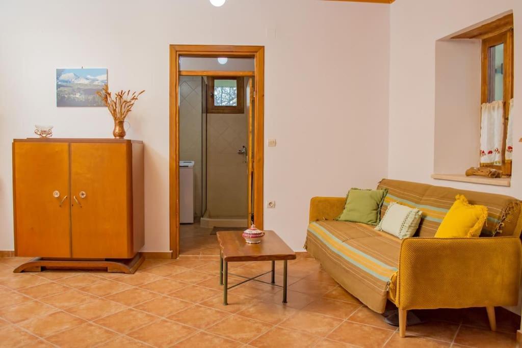 Tatil Evi Traditional House In Fres Karés